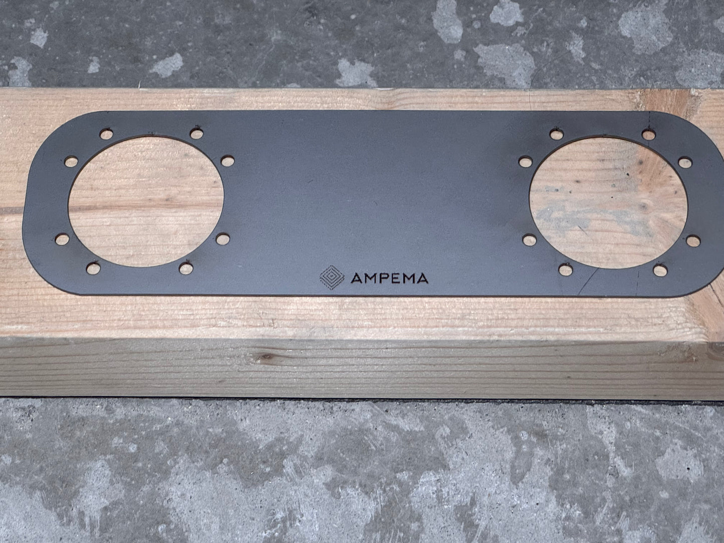 Avstandsskinne for Sanipex Veggbokser CC 15cm